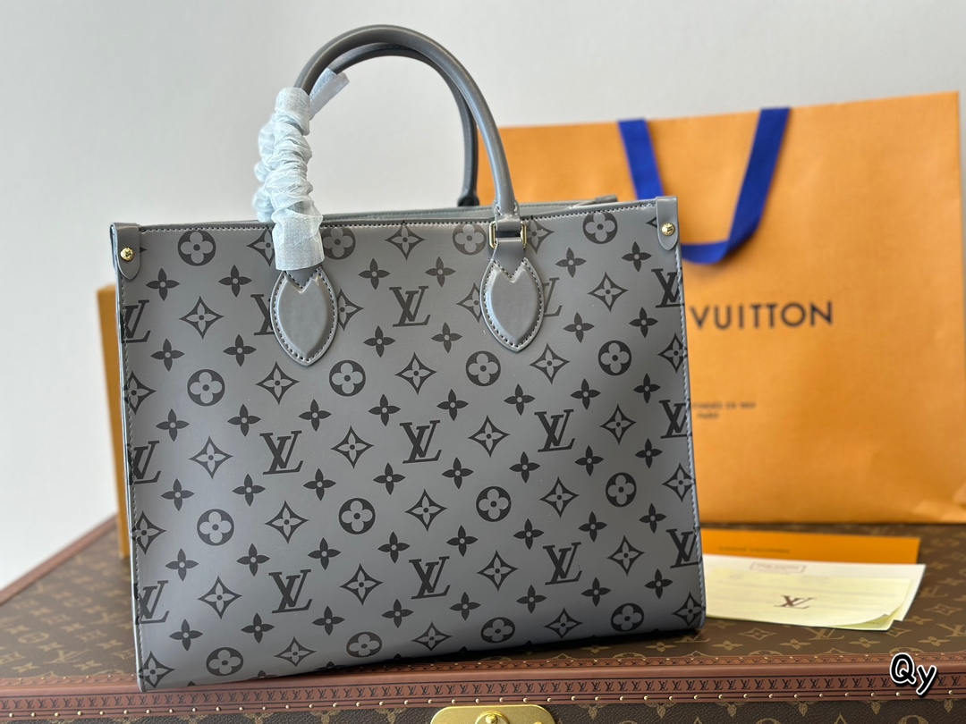 LV’s OnTheGo medium bag in Monogram Empreinte embossed