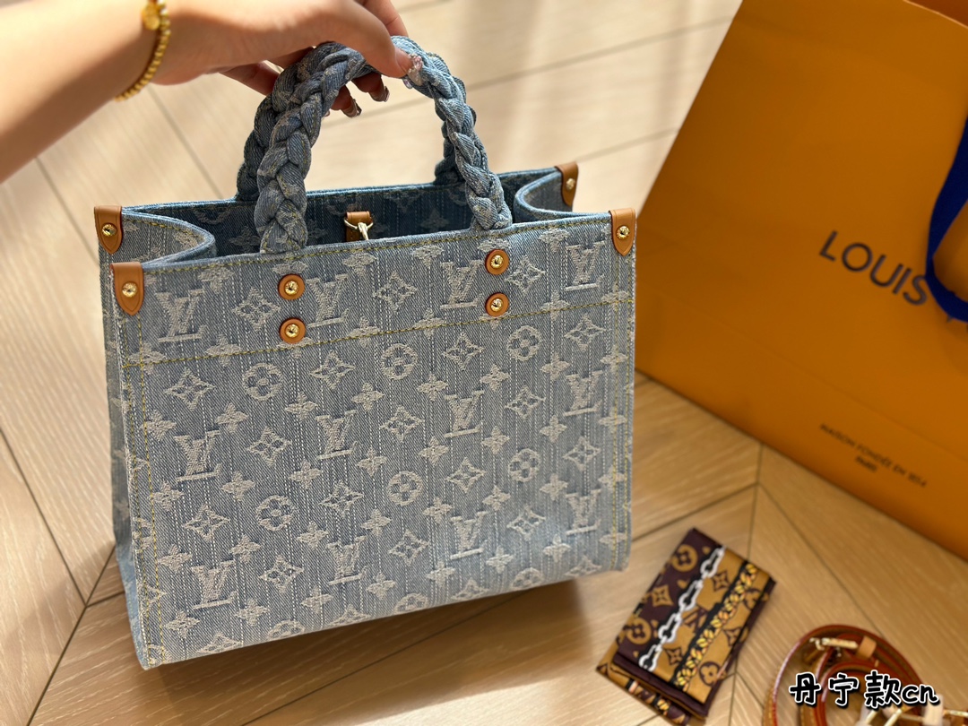 LV 2024 new model denim jeans  Nylon series onthego PM small tote bag, size 29*22 cm