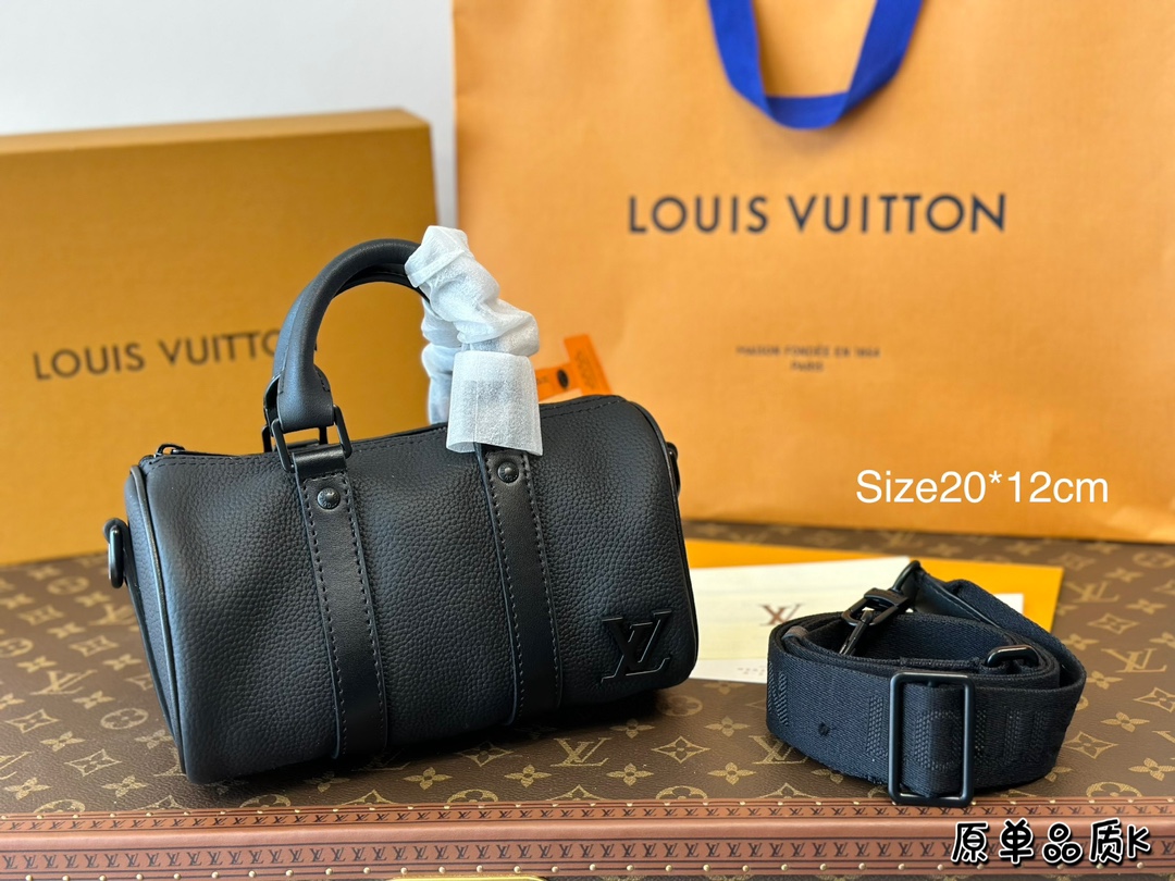 Dimensions: 20*12 cm  L brand keepall pillow bag