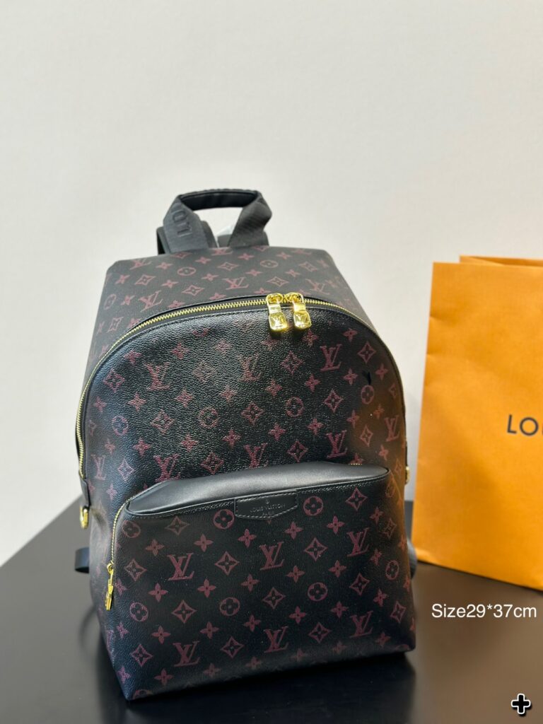 Size: 29×37 cm  L Family Double Shoulder Bag  Ultra-high-definition metal logo