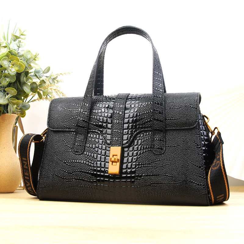 Women’s Crocodile Pattern Handheld Women’s Bag, Elegant Commuting Women’s Bag, Exquisite High end Crossbody Bag